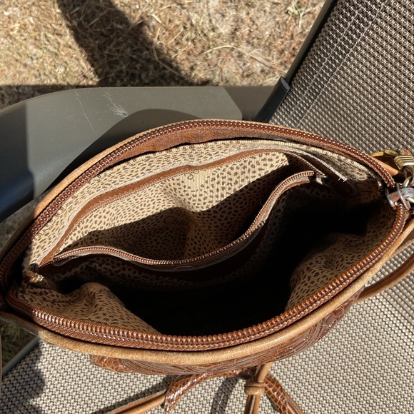 Chloe Elegant Brown Crocodile crossbody Bag - Picture 16 of 16